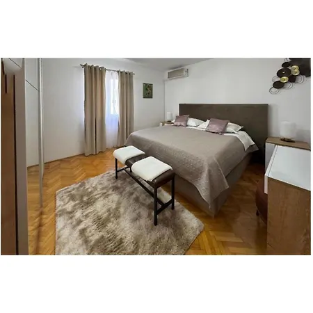 Stunning In With Wifi Appartement *