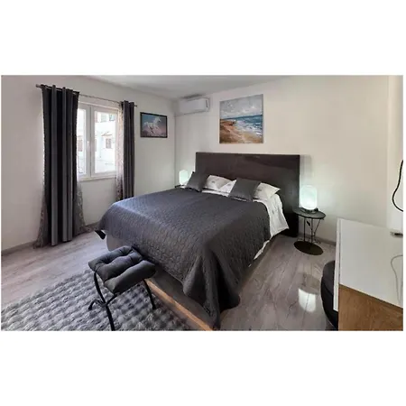 Stunning In With Wifi *