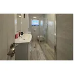 4 Bedroom Beautiful In *