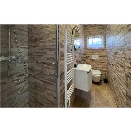 Apartament Stunning In With Wifi Trogir